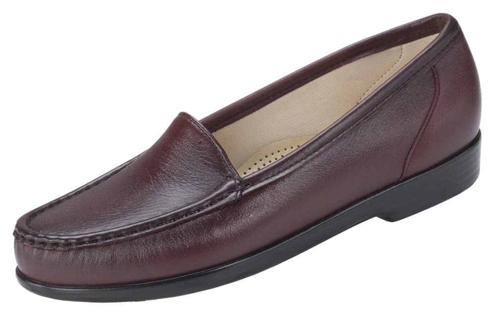 Women's Simplify - Antique Wine Moccasin Loafer