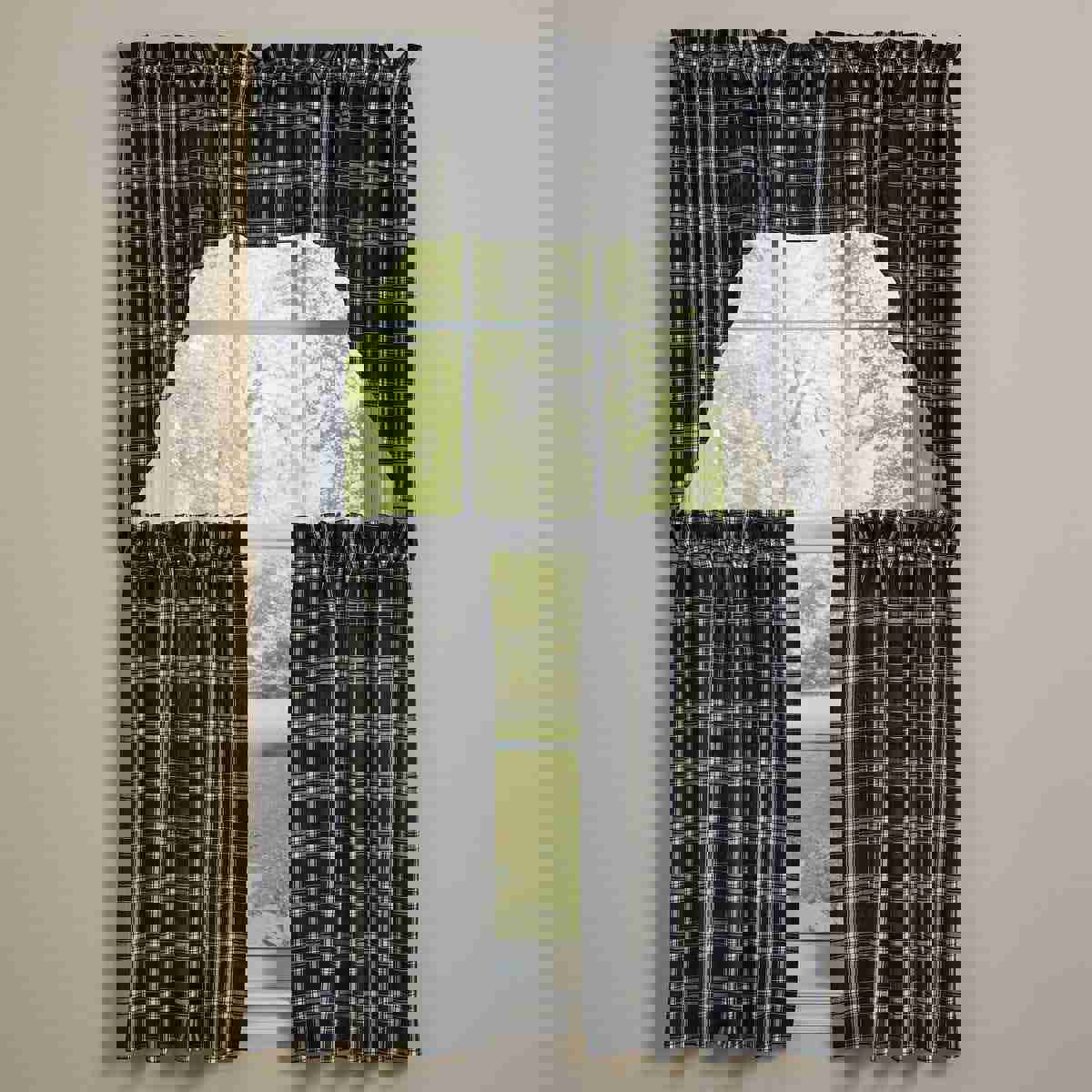 Fairfield Swag Pair 36 Long Unlined Black and White Plaid