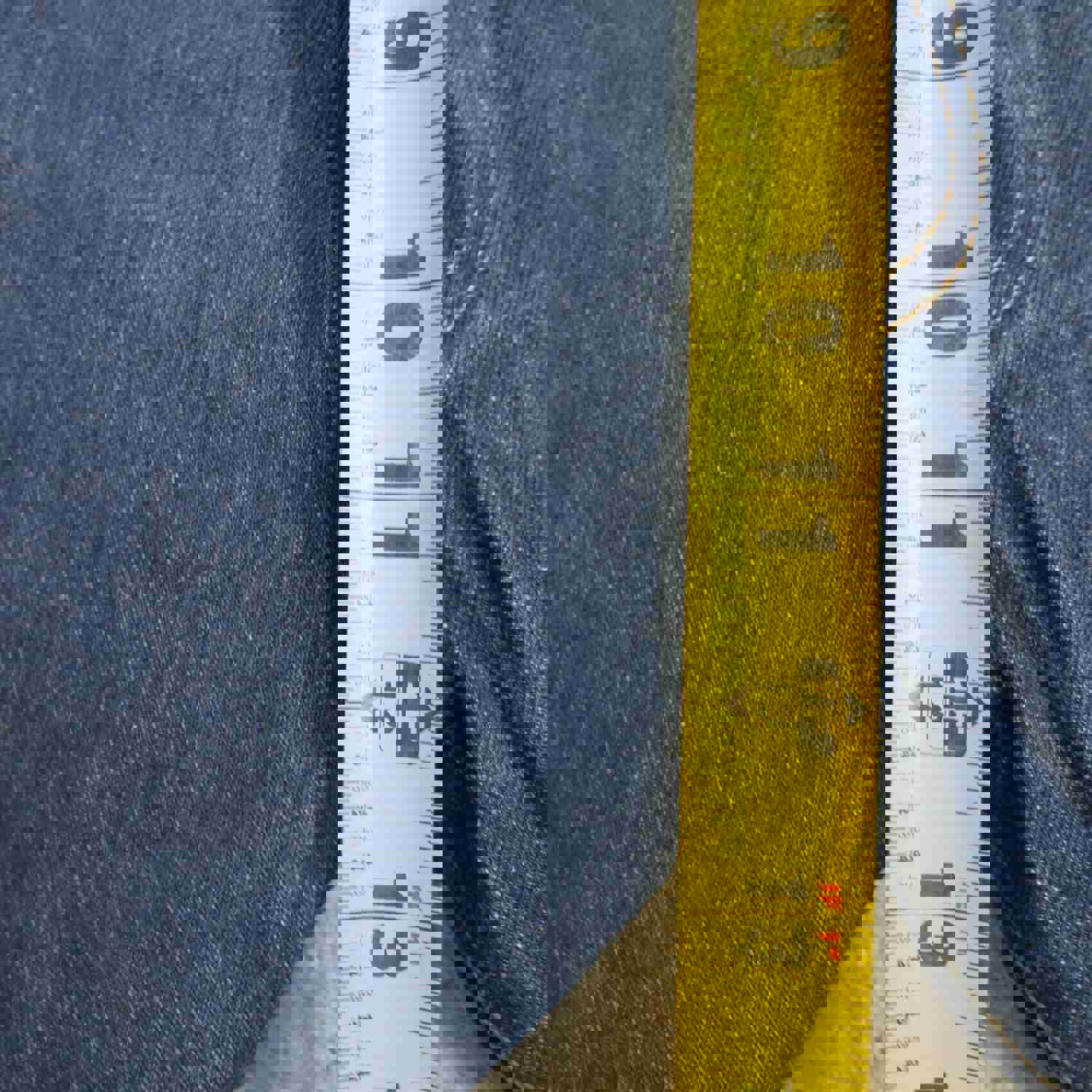 Levis Men's Blue Straight Leg Jeans W38XL32 - Lightweight & Comfortable