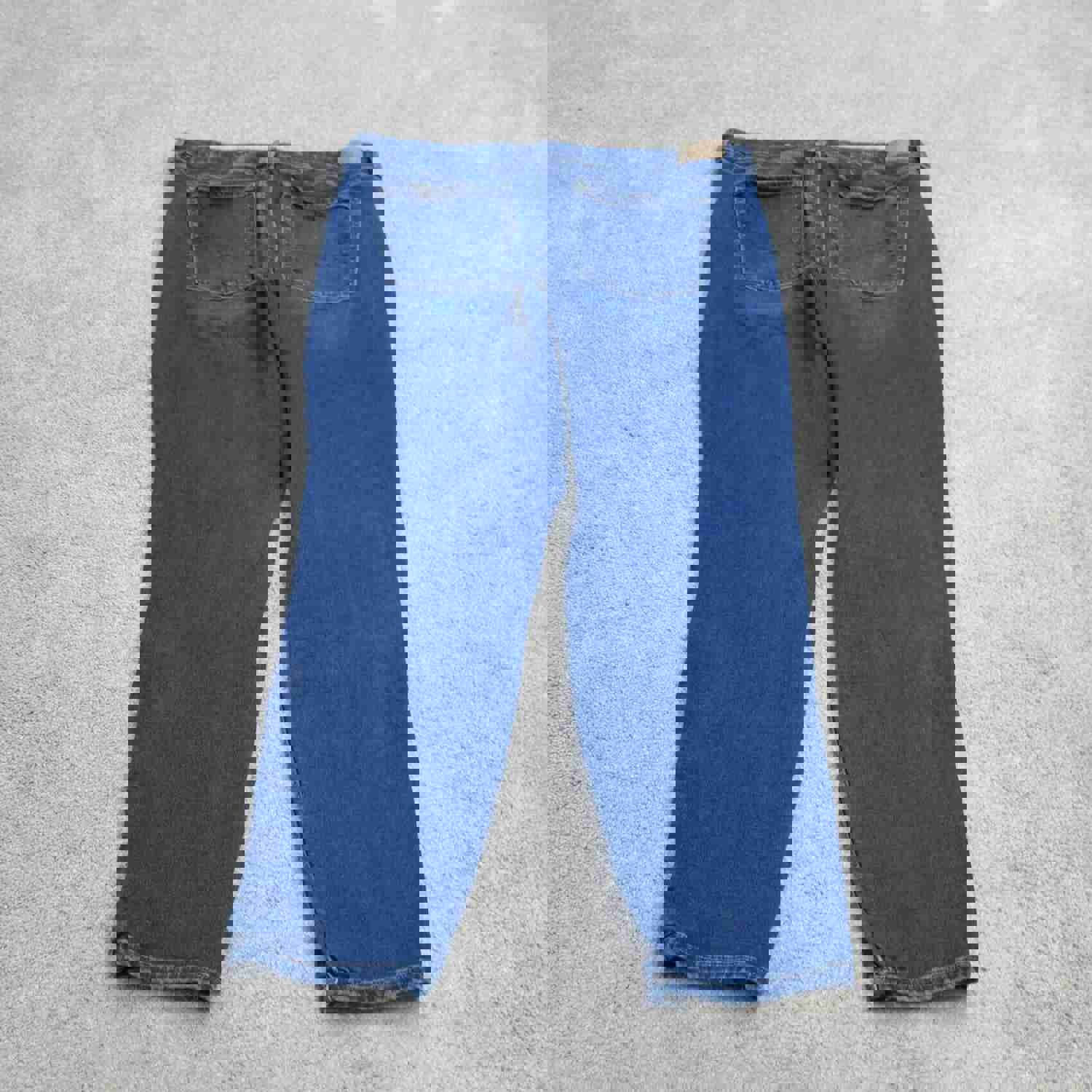 American Eagle Women's Blue Tapered High Rise Stretch Jeans - Size 18