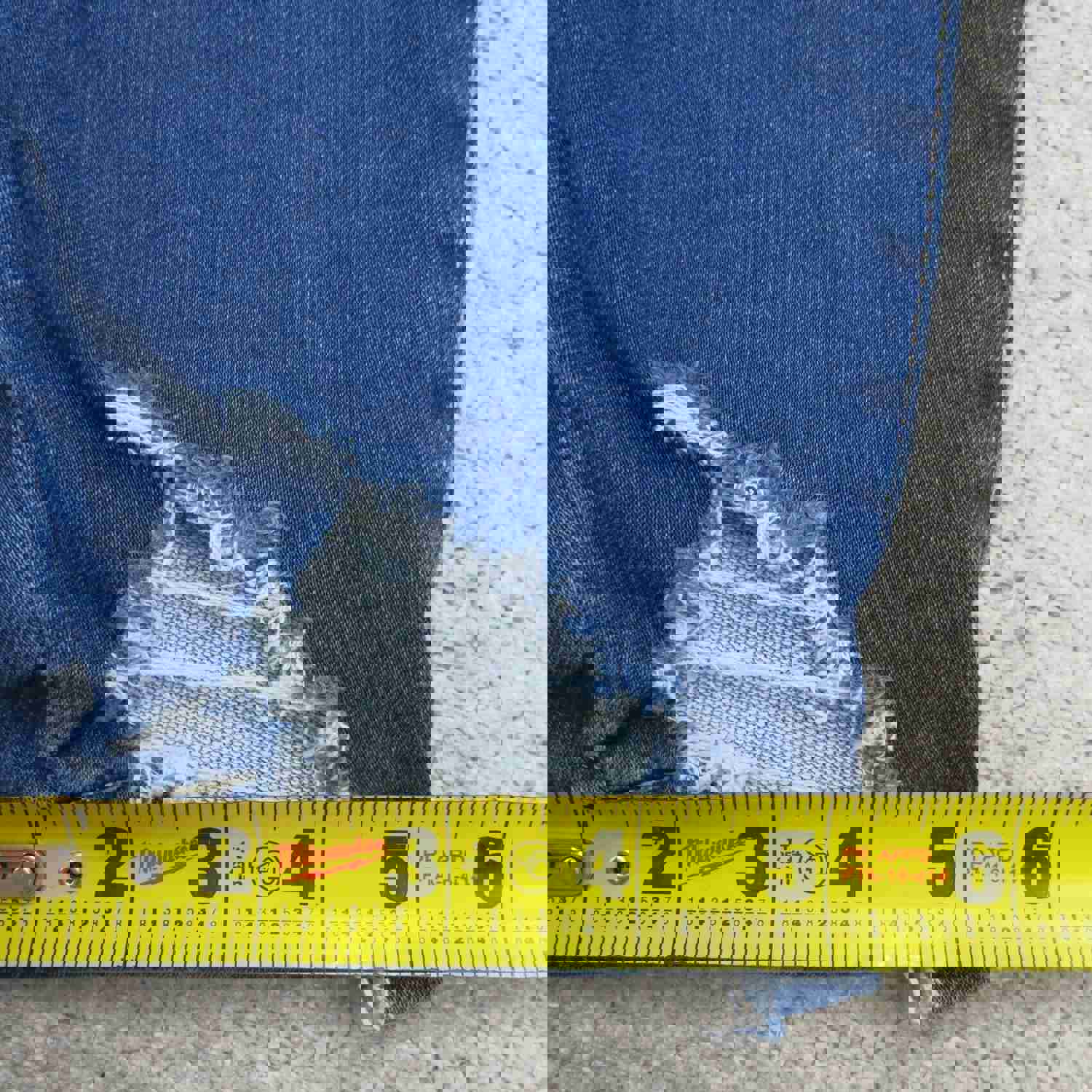 American Eagle Women's Blue Tapered High Rise Stretch Jeans - Size 18