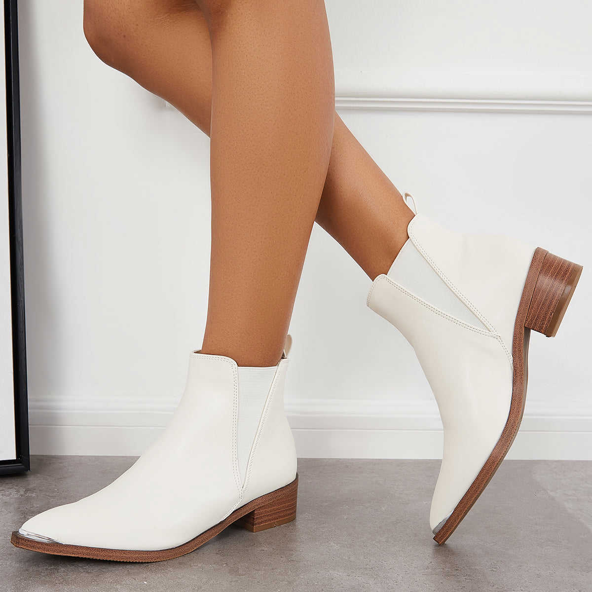 Women's Pointed Toe Western Ankle Boots with Chunky Heel